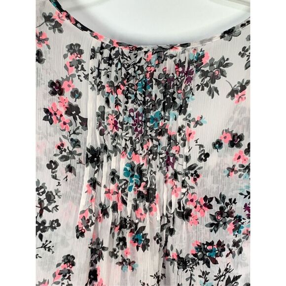 Torrid Women's 3/4 Sleeve Floral Print Pleated Blouse Multicolor Size 2x NWOT - Picture 7 of 7